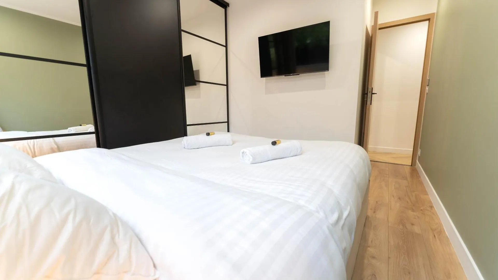 Apartment Magnifique Appartement Avec Piscine Et Jardin Nice