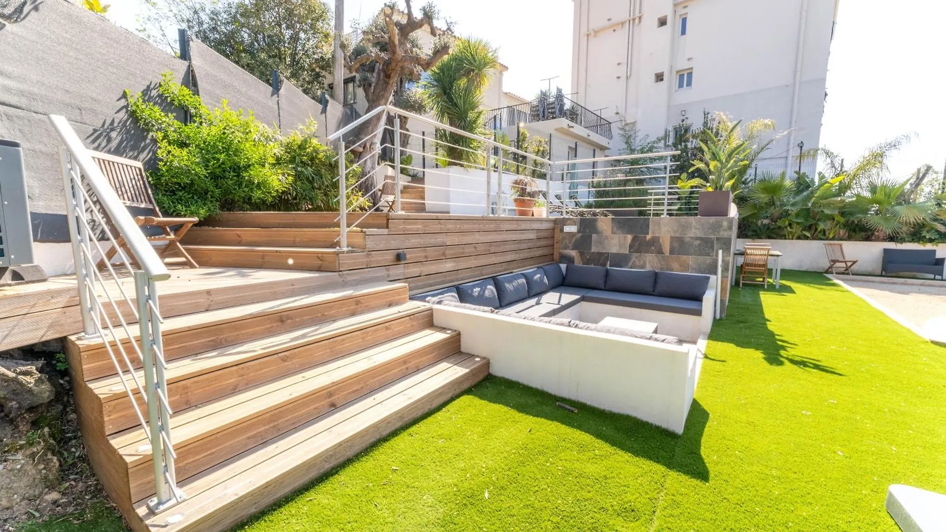 Magnifique Appartement Avec Piscine Et Jardin Nice