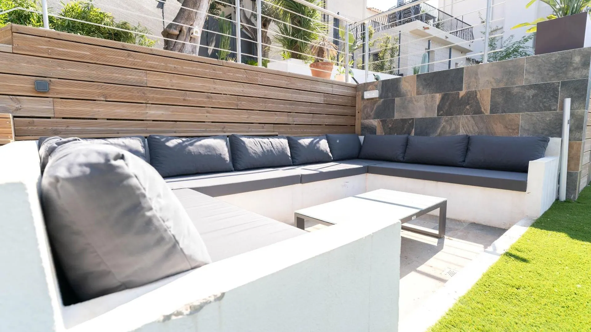 Apartment Magnifique Appartement Avec Piscine Et Jardin Nice