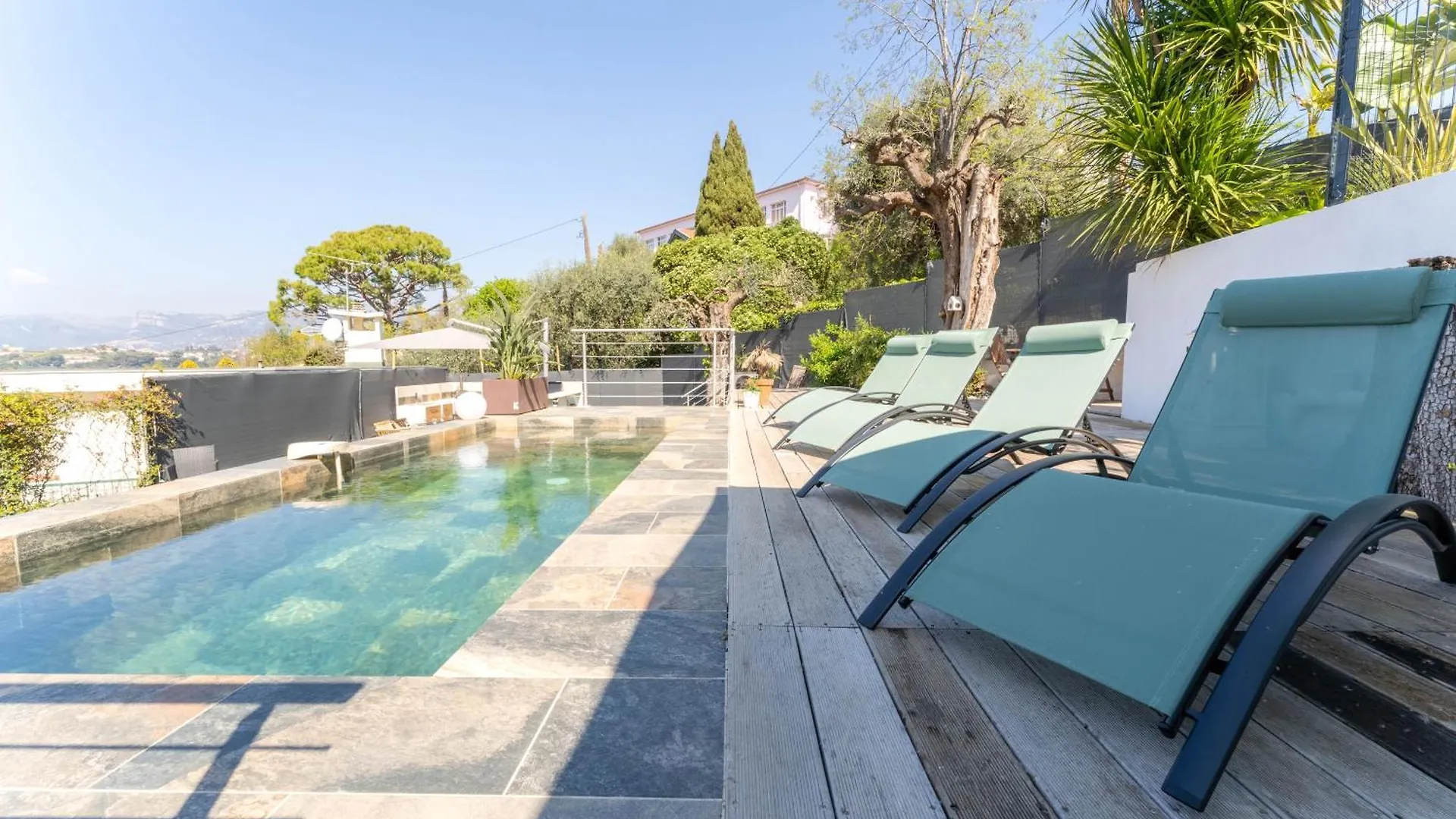 Magnifique Appartement Avec Piscine Et Jardin Nice 0*,  France