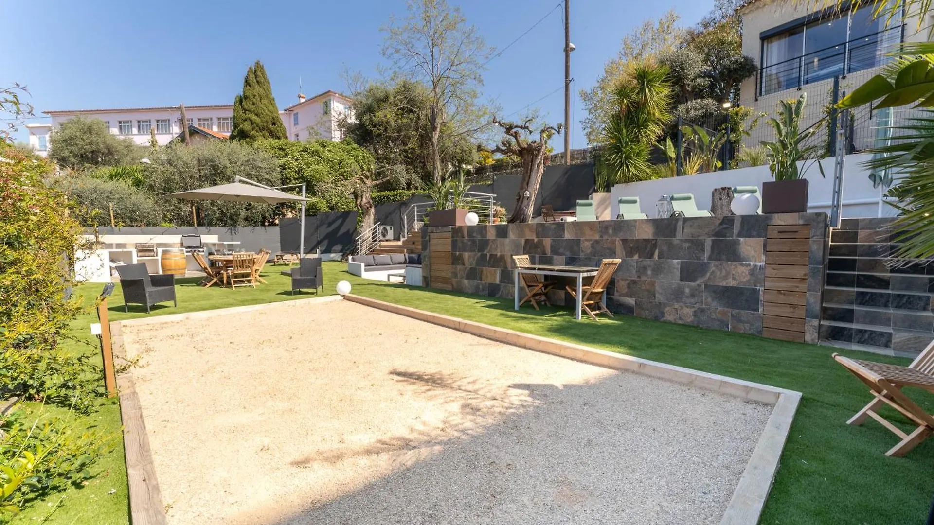 Magnifique Appartement Avec Piscine Et Jardin Nice