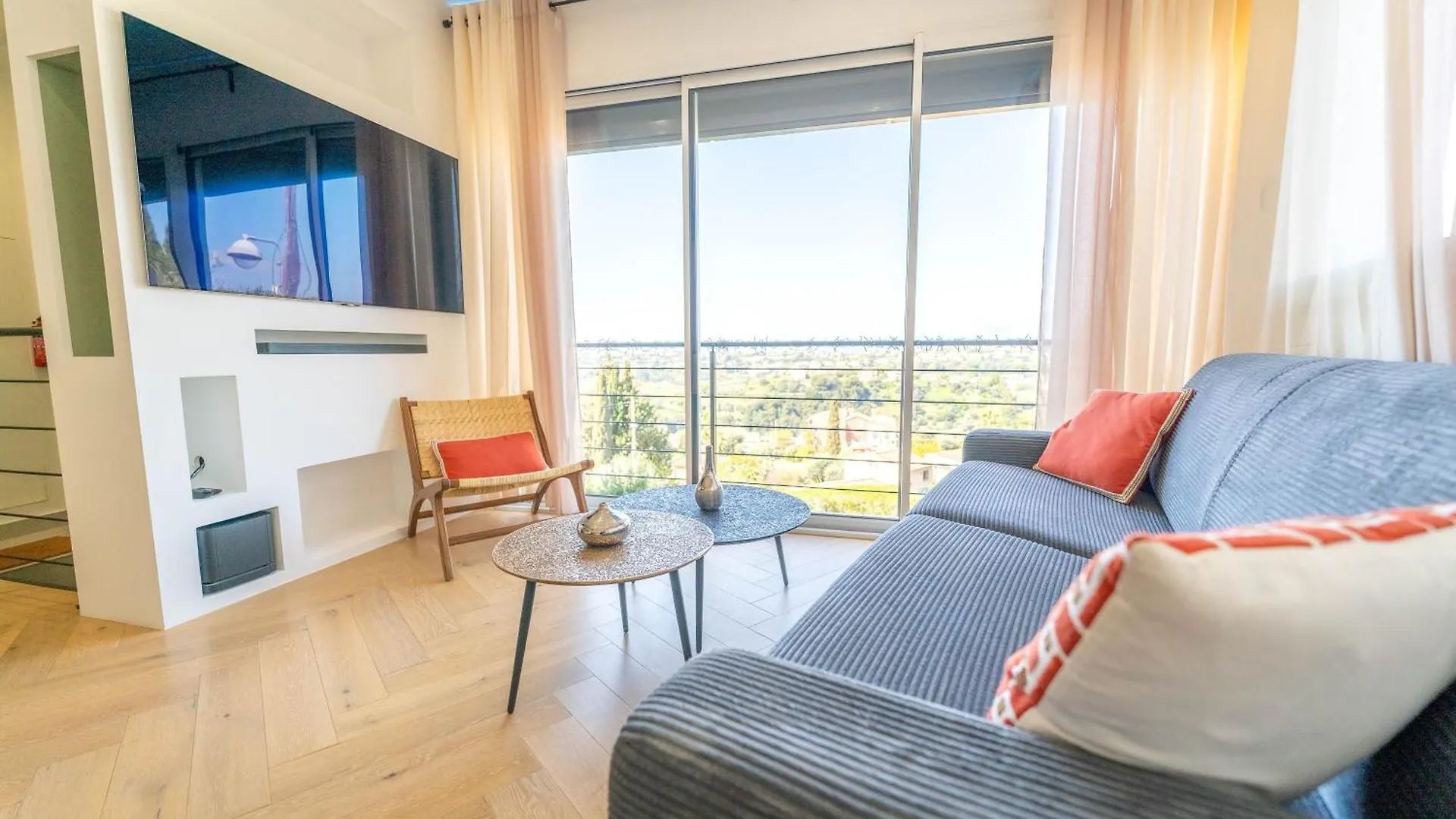 Magnifique Appartement Avec Piscine Et Jardin Nice 0*,  France