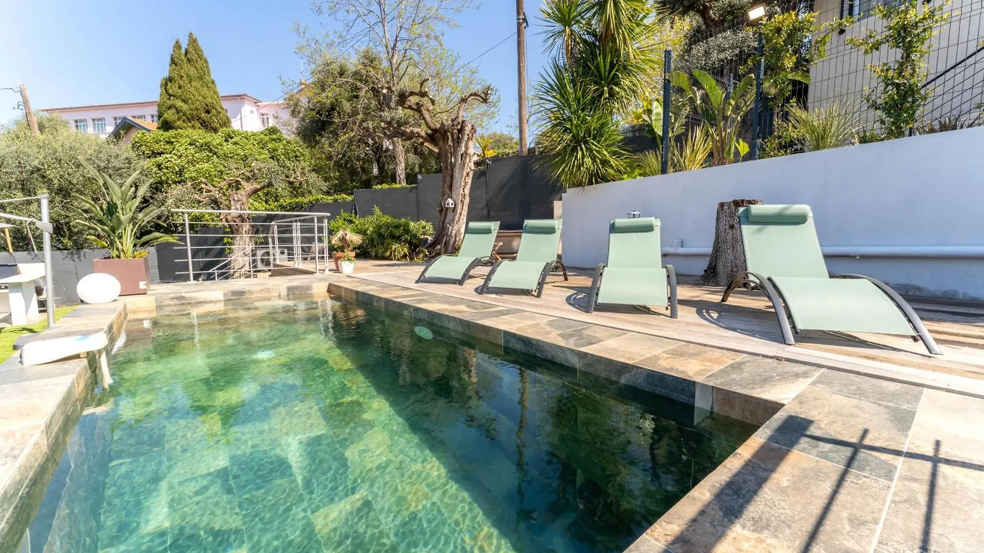 Daire Magnifique Appartement Avec Piscine Et Jardin Nice