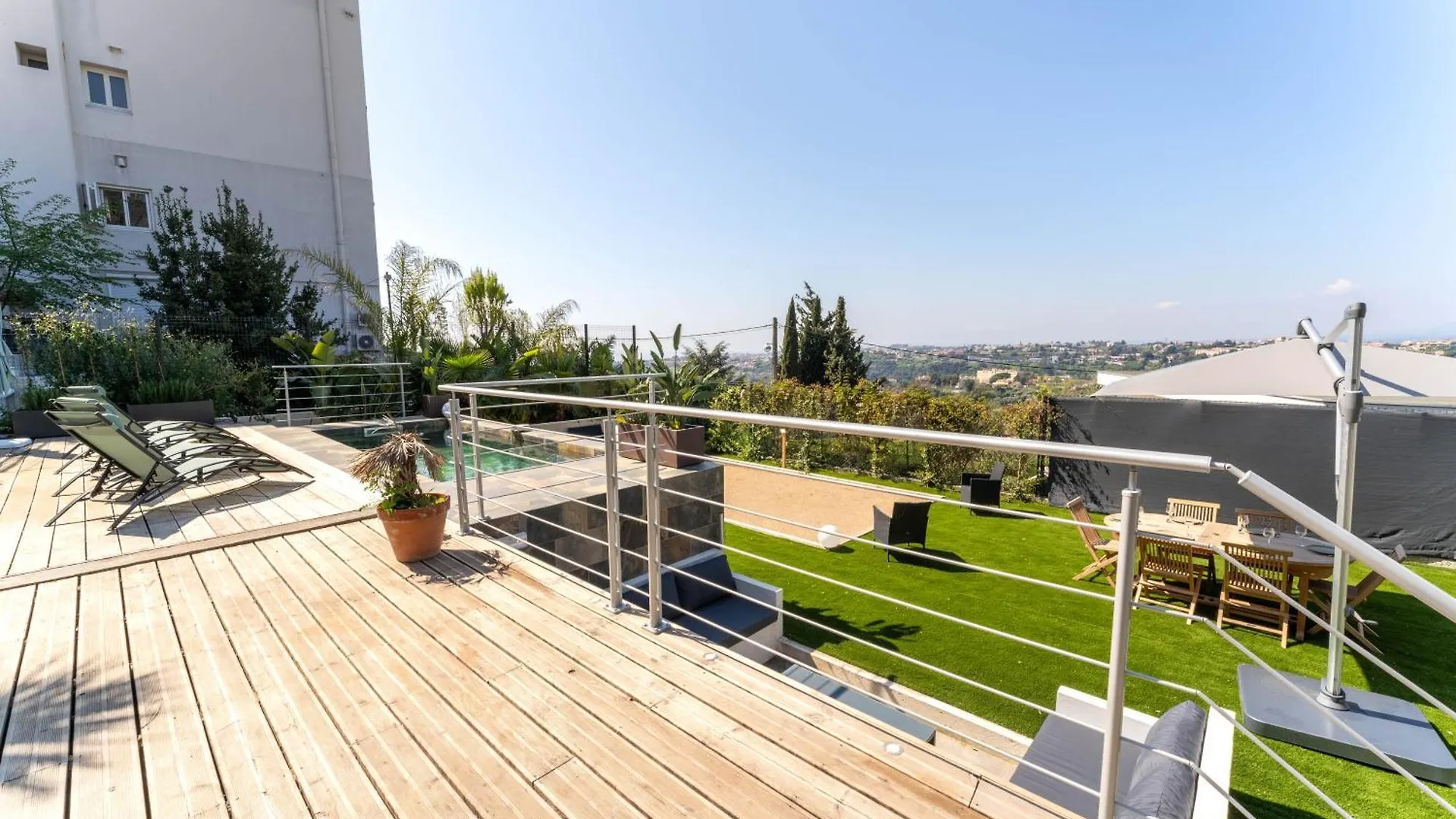 Magnifique Appartement Avec Piscine Et Jardin Nice 0*,  Fransa